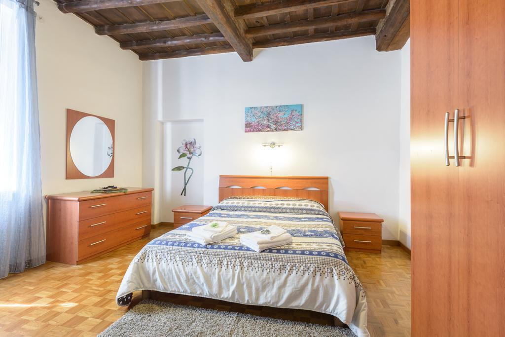 Casa Tua A Monti Apartment Rome Room photo